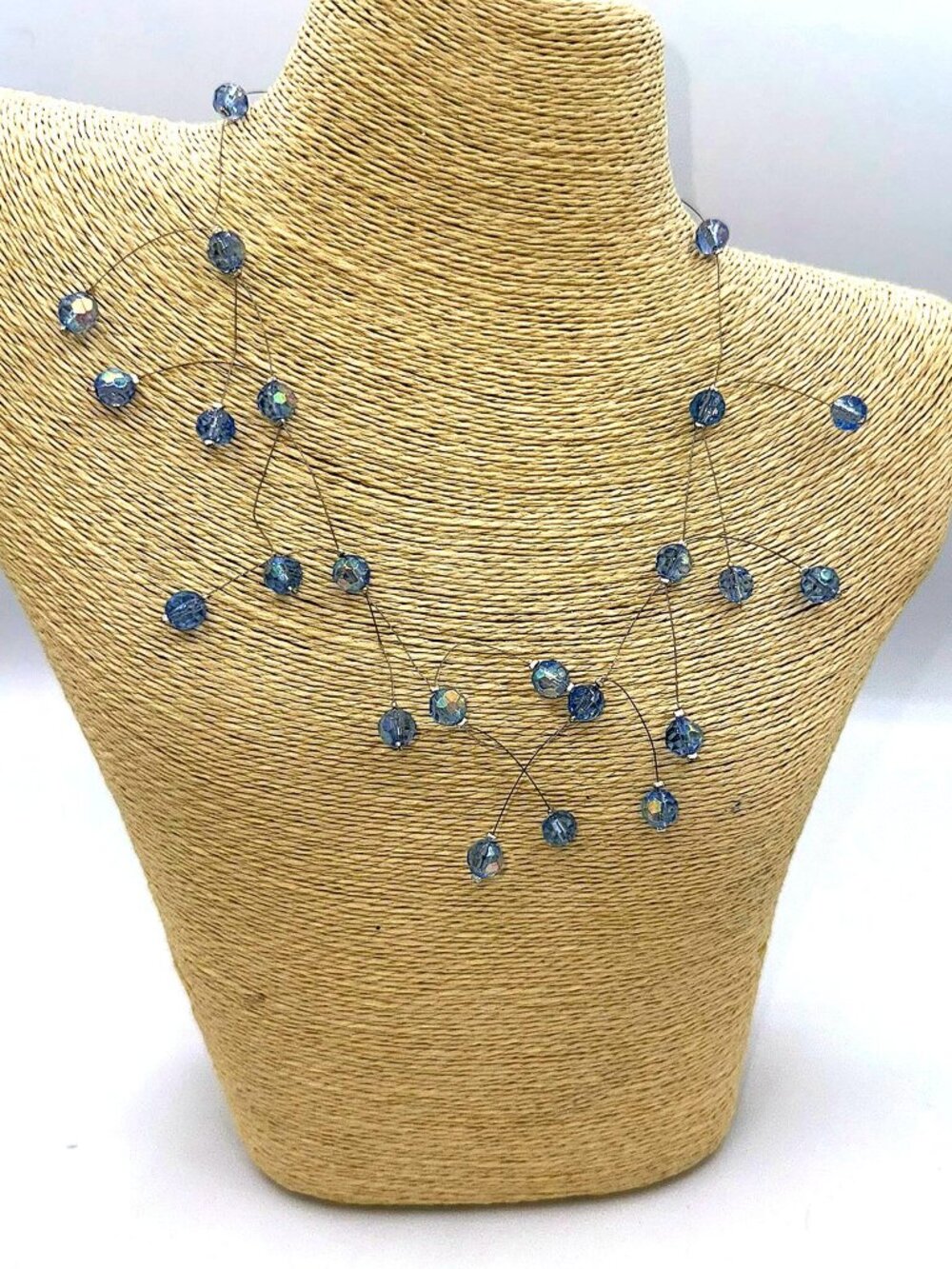 Avon Blue Crystal Eyeglass Necklace Holder – Beaded Glasses Chain